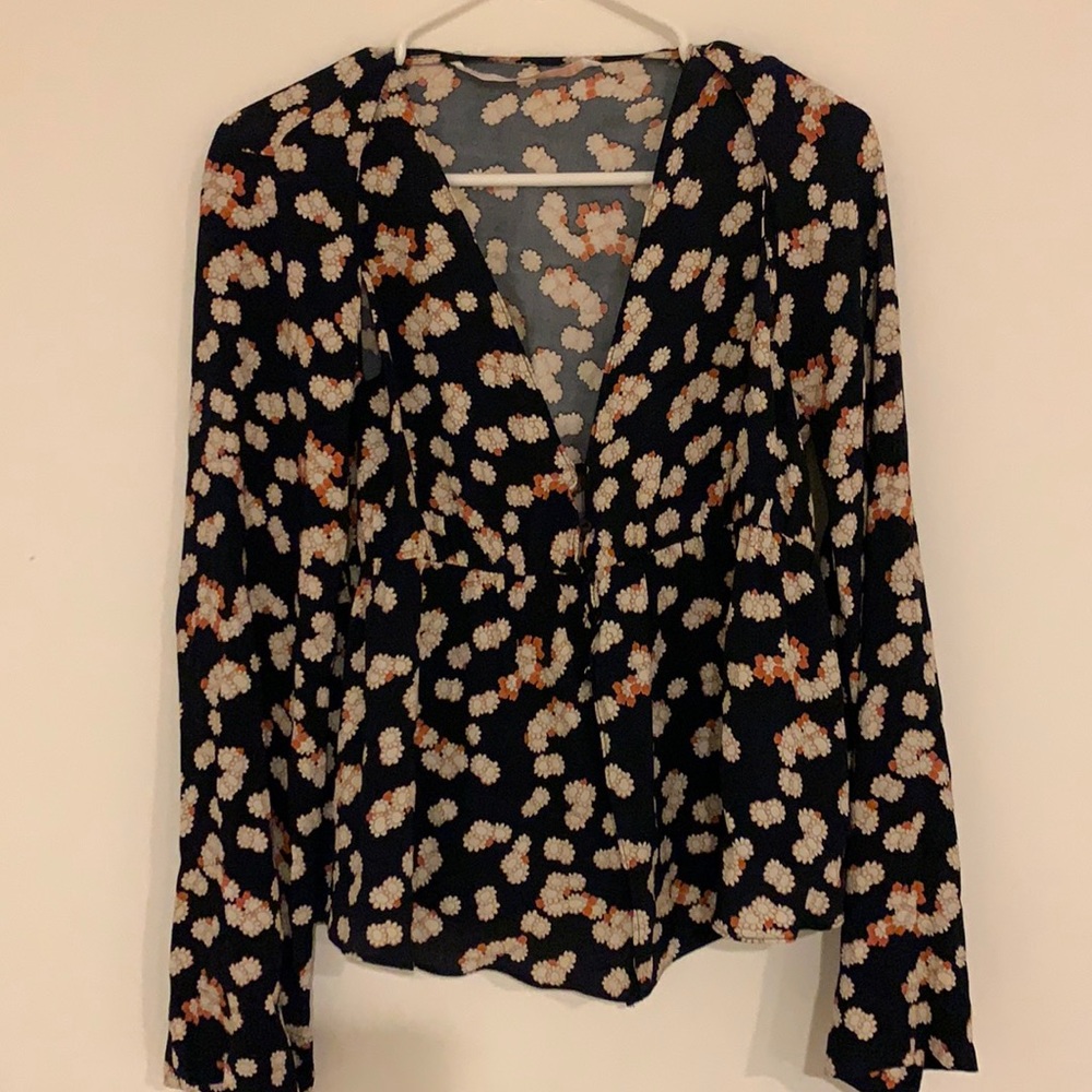 Floral bell sleeve v neck button up blouse